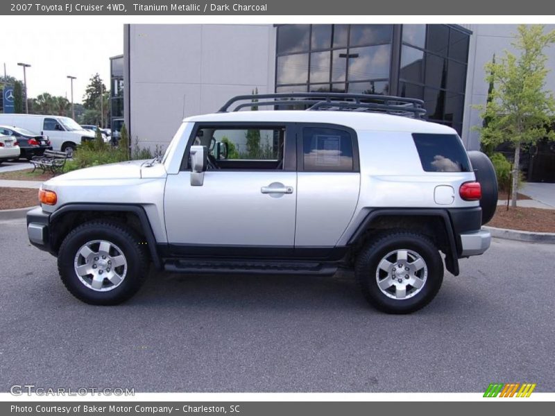 Titanium Metallic / Dark Charcoal 2007 Toyota FJ Cruiser 4WD