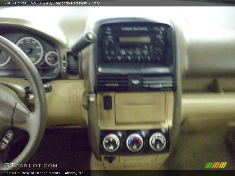 Redondo Red Pearl / Ivory 2006 Honda CR-V EX 4WD