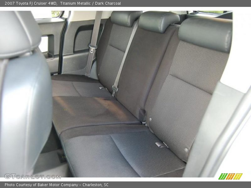 Titanium Metallic / Dark Charcoal 2007 Toyota FJ Cruiser 4WD