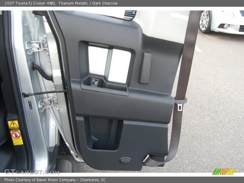Titanium Metallic / Dark Charcoal 2007 Toyota FJ Cruiser 4WD