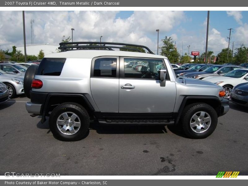 Titanium Metallic / Dark Charcoal 2007 Toyota FJ Cruiser 4WD