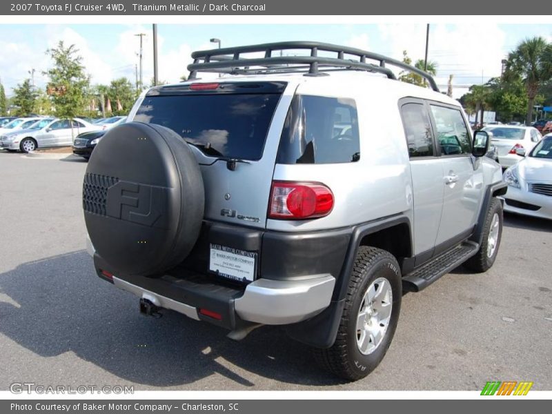 Titanium Metallic / Dark Charcoal 2007 Toyota FJ Cruiser 4WD