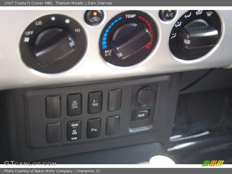 Titanium Metallic / Dark Charcoal 2007 Toyota FJ Cruiser 4WD