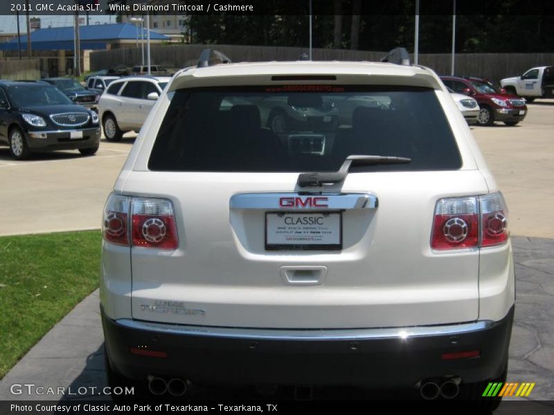 White Diamond Tintcoat / Cashmere 2011 GMC Acadia SLT