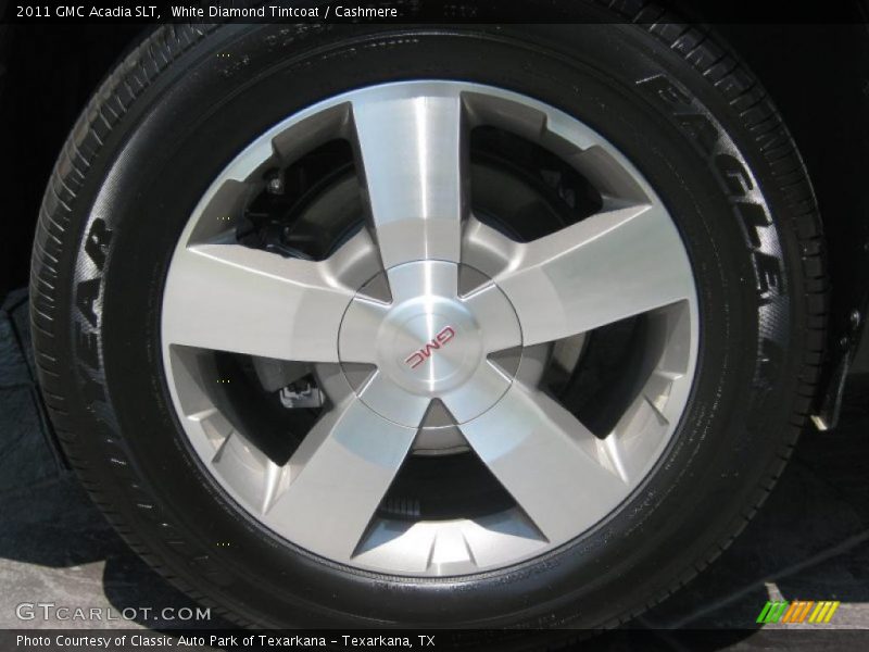 White Diamond Tintcoat / Cashmere 2011 GMC Acadia SLT