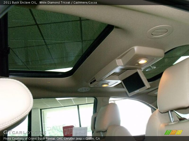 White Diamond Tricoat / Cashmere/Cocoa 2011 Buick Enclave CXL