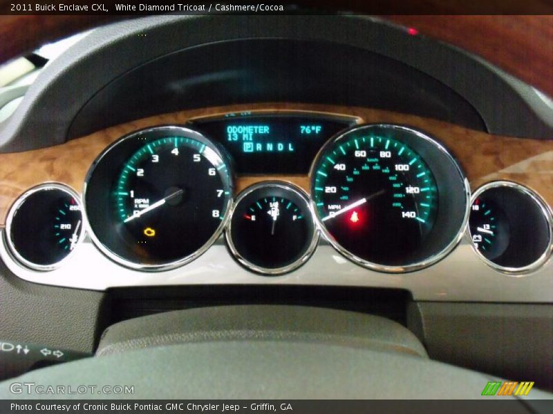 White Diamond Tricoat / Cashmere/Cocoa 2011 Buick Enclave CXL
