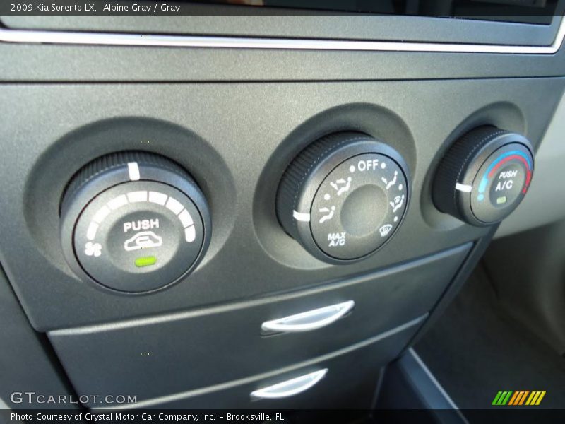 Alpine Gray / Gray 2009 Kia Sorento LX
