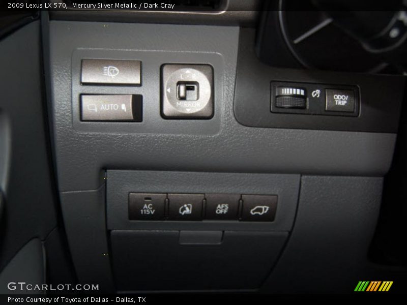 Mercury Silver Metallic / Dark Gray 2009 Lexus LX 570