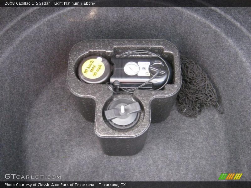 Light Platinum / Ebony 2008 Cadillac CTS Sedan