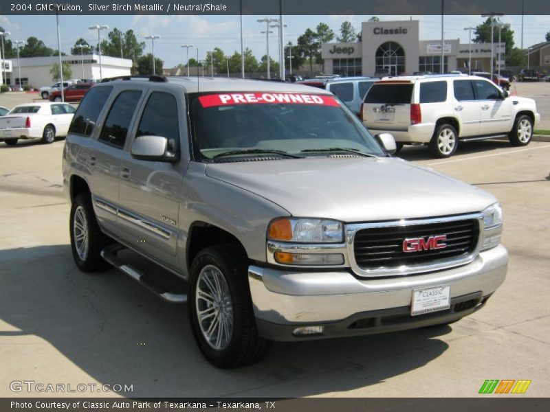 Silver Birch Metallic / Neutral/Shale 2004 GMC Yukon