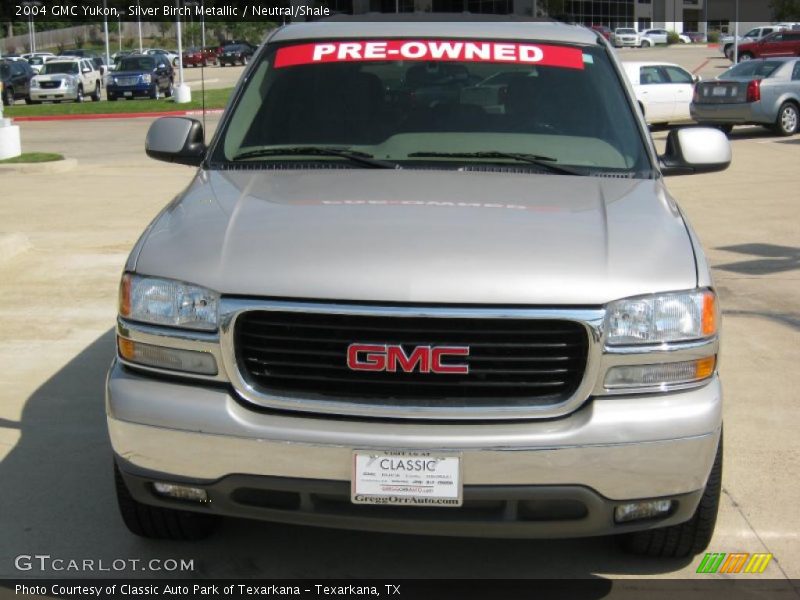 Silver Birch Metallic / Neutral/Shale 2004 GMC Yukon