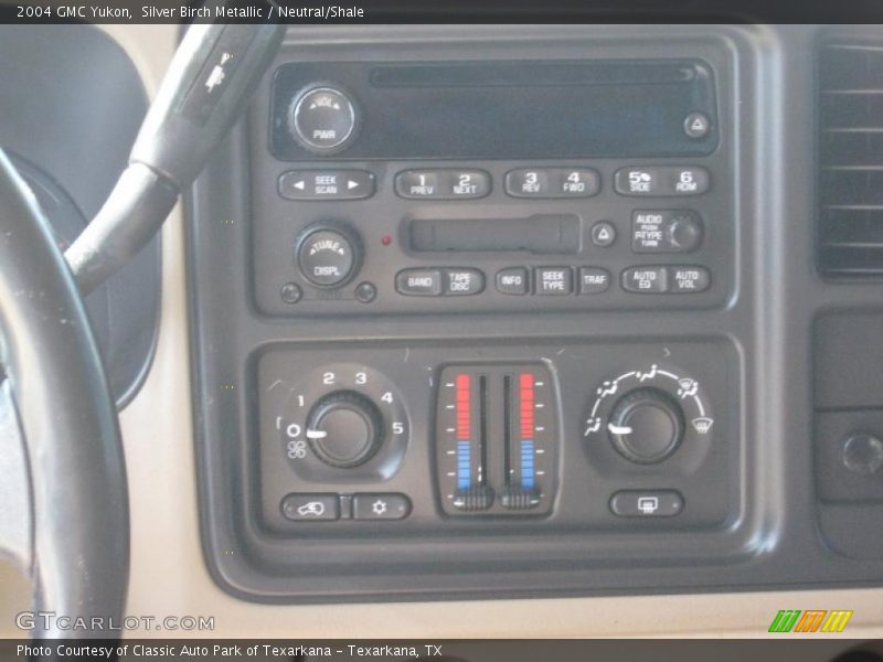 Silver Birch Metallic / Neutral/Shale 2004 GMC Yukon