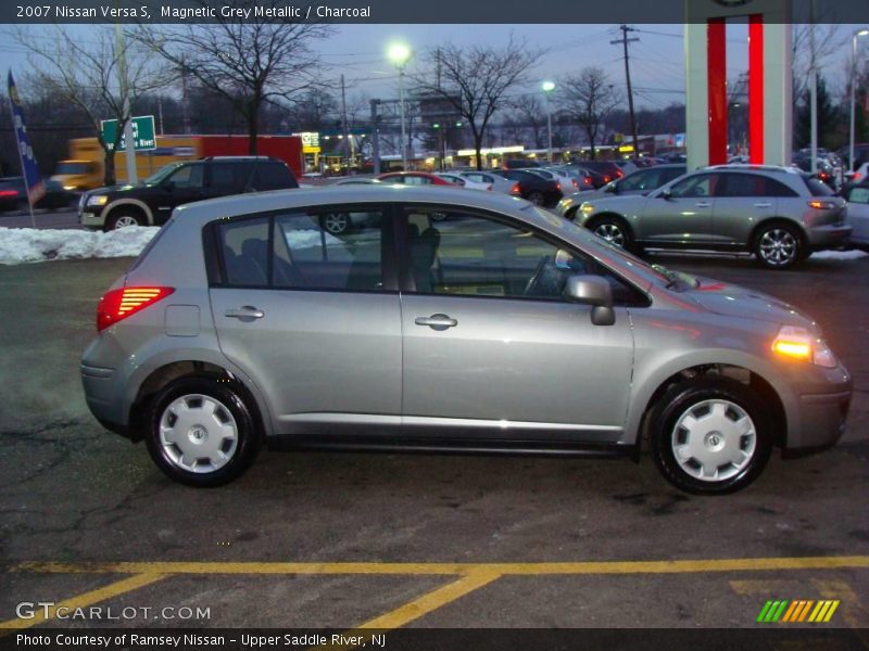 Magnetic Grey Metallic / Charcoal 2007 Nissan Versa S