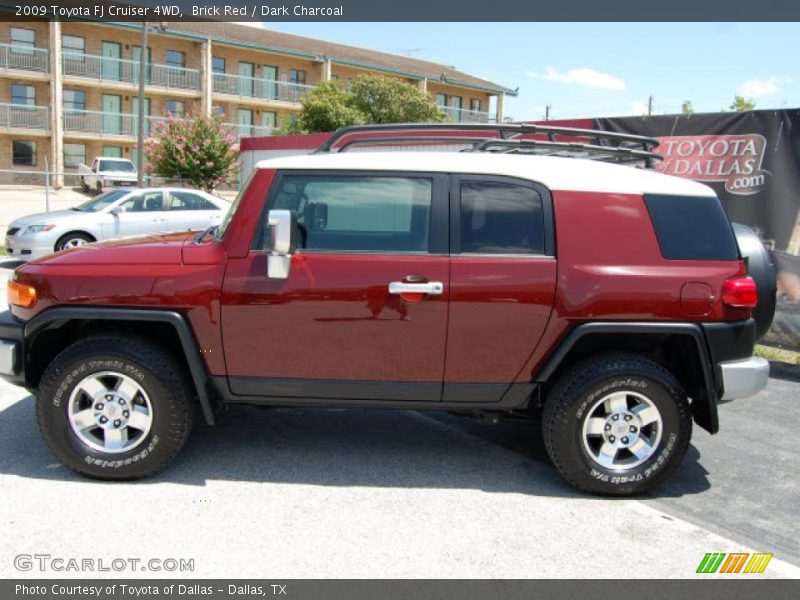 Brick Red / Dark Charcoal 2009 Toyota FJ Cruiser 4WD