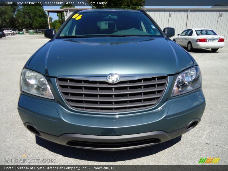 Magnesium Green Pearl / Light Taupe 2006 Chrysler Pacifica