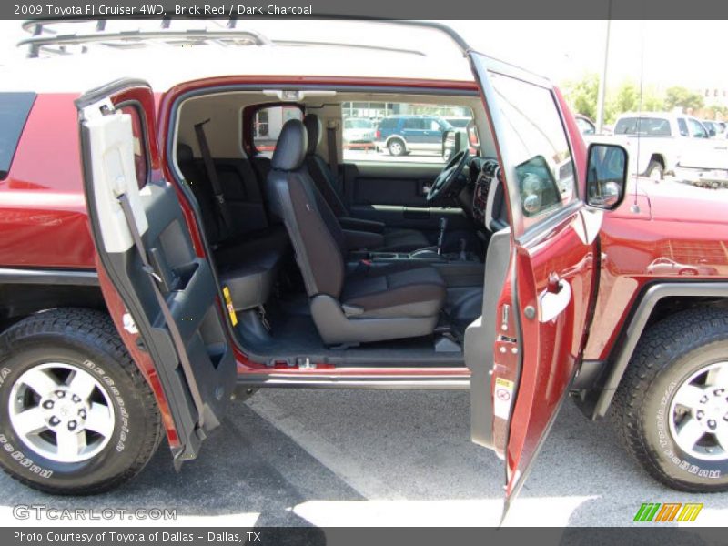 Brick Red / Dark Charcoal 2009 Toyota FJ Cruiser 4WD