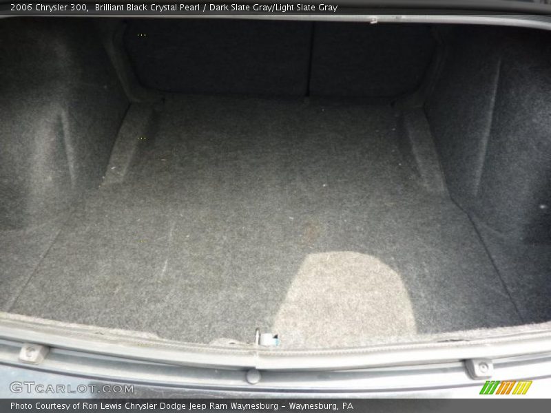 Brilliant Black Crystal Pearl / Dark Slate Gray/Light Slate Gray 2006 Chrysler 300