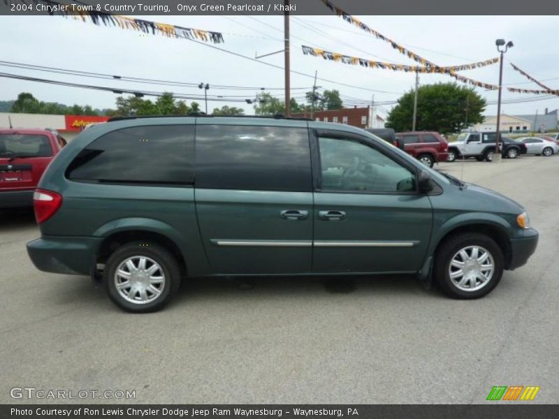 Onyx Green Pearlcoat / Khaki 2004 Chrysler Town & Country Touring