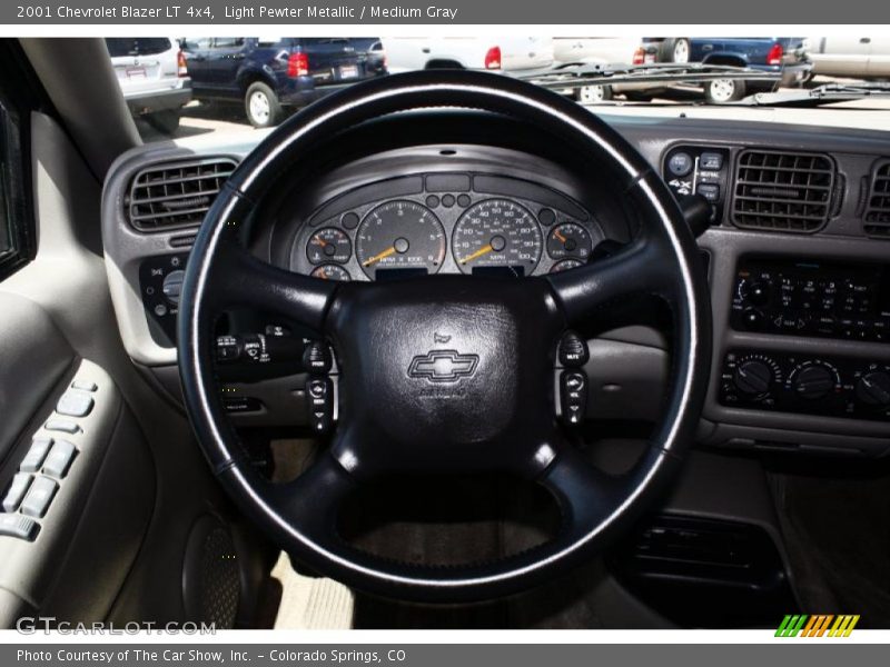 Light Pewter Metallic / Medium Gray 2001 Chevrolet Blazer LT 4x4