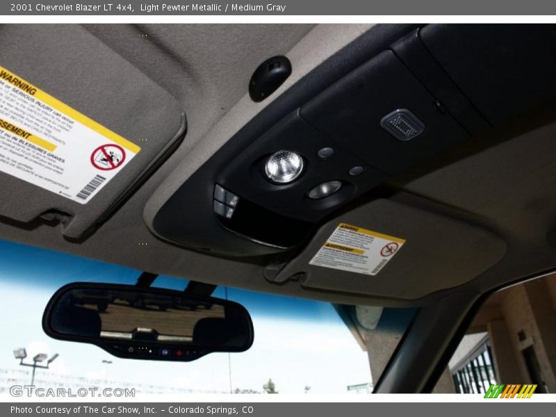 Light Pewter Metallic / Medium Gray 2001 Chevrolet Blazer LT 4x4