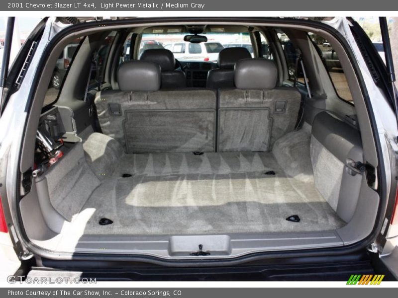 Light Pewter Metallic / Medium Gray 2001 Chevrolet Blazer LT 4x4
