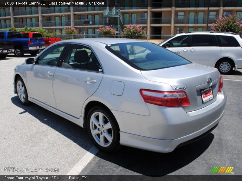 Classic Silver Metallic / Charcoal 2009 Toyota Camry SE