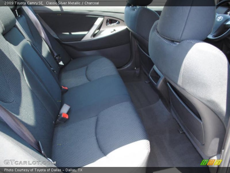 Classic Silver Metallic / Charcoal 2009 Toyota Camry SE