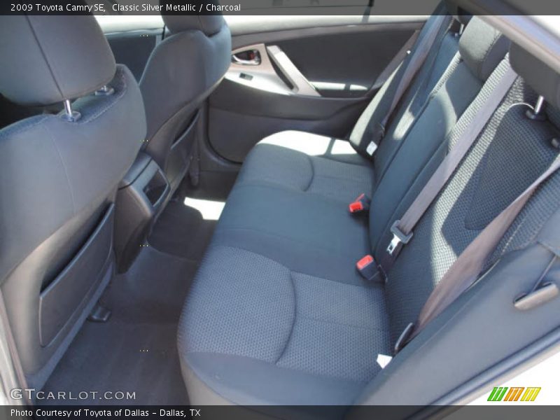 Classic Silver Metallic / Charcoal 2009 Toyota Camry SE