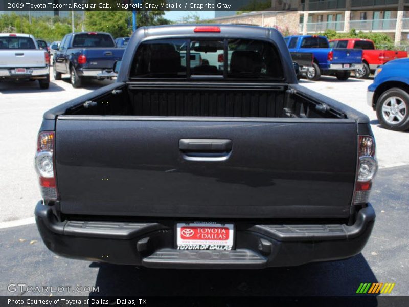 Magnetic Gray Metallic / Graphite Gray 2009 Toyota Tacoma Regular Cab