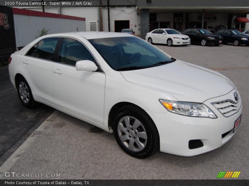 Super White / Ash Gray 2010 Toyota Camry LE