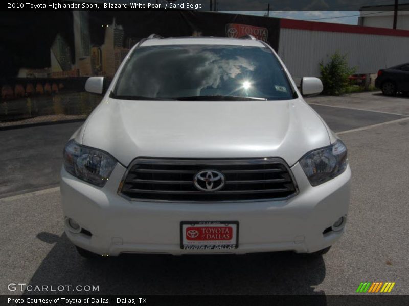 Blizzard White Pearl / Sand Beige 2010 Toyota Highlander Sport