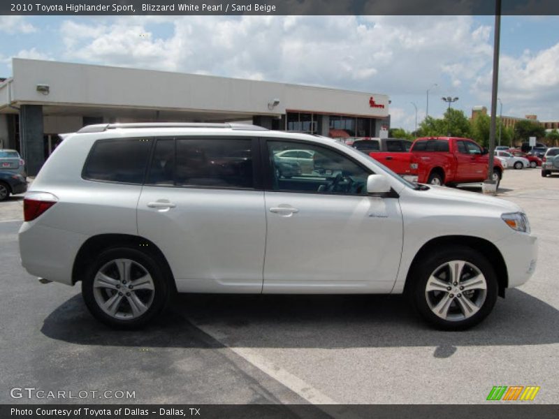 Blizzard White Pearl / Sand Beige 2010 Toyota Highlander Sport