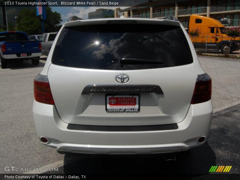 Blizzard White Pearl / Sand Beige 2010 Toyota Highlander Sport