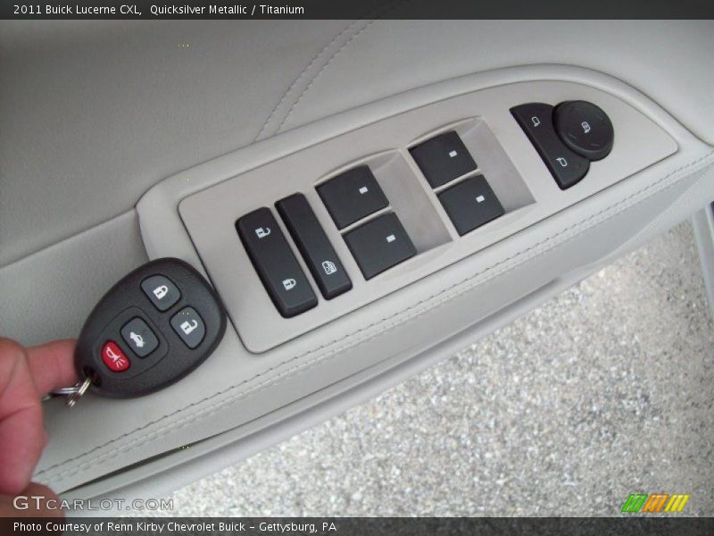 Quicksilver Metallic / Titanium 2011 Buick Lucerne CXL
