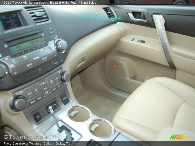 Blizzard White Pearl / Sand Beige 2010 Toyota Highlander Sport