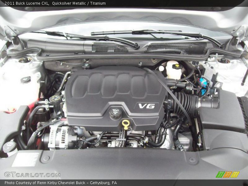 Quicksilver Metallic / Titanium 2011 Buick Lucerne CXL