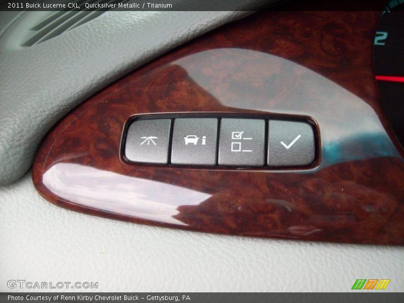 Quicksilver Metallic / Titanium 2011 Buick Lucerne CXL