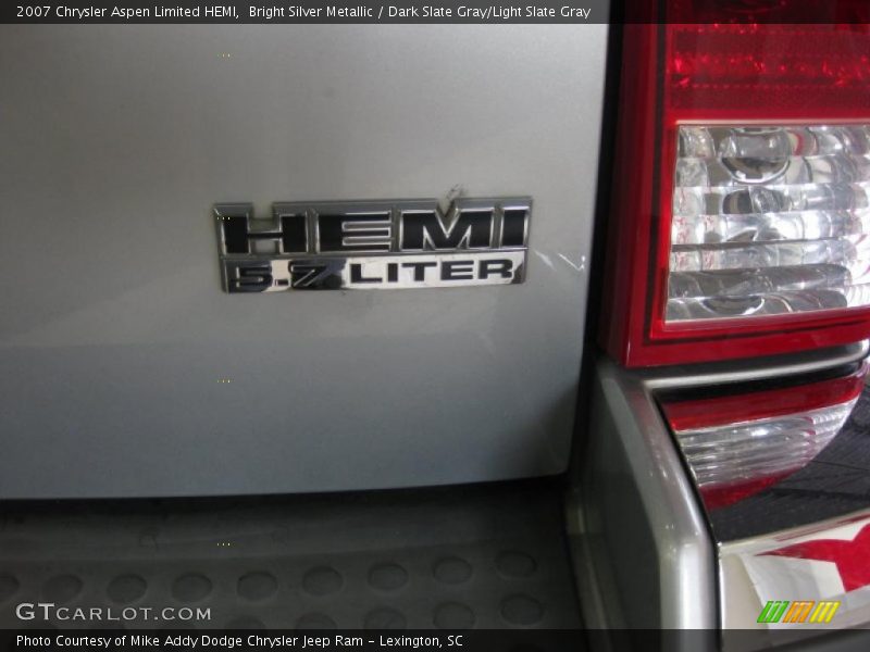 Bright Silver Metallic / Dark Slate Gray/Light Slate Gray 2007 Chrysler Aspen Limited HEMI
