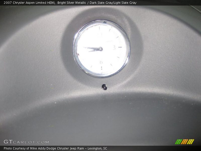 Bright Silver Metallic / Dark Slate Gray/Light Slate Gray 2007 Chrysler Aspen Limited HEMI