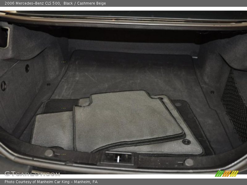 Black / Cashmere Beige 2006 Mercedes-Benz CLS 500