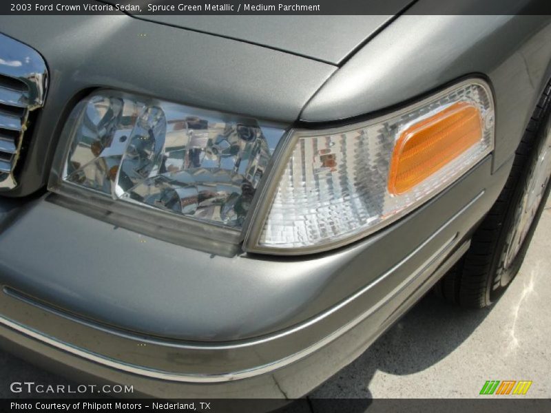 Spruce Green Metallic / Medium Parchment 2003 Ford Crown Victoria Sedan