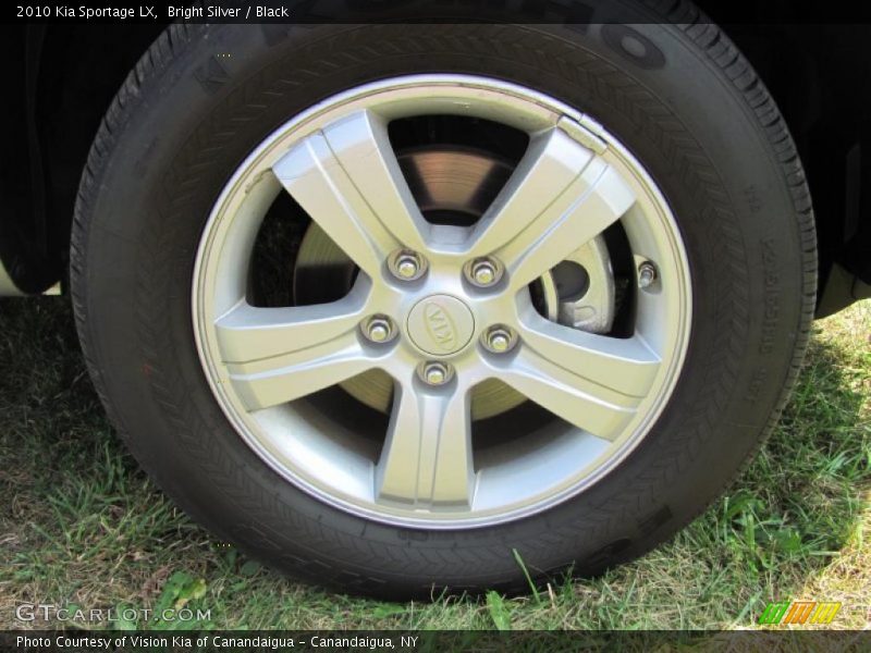 Bright Silver / Black 2010 Kia Sportage LX