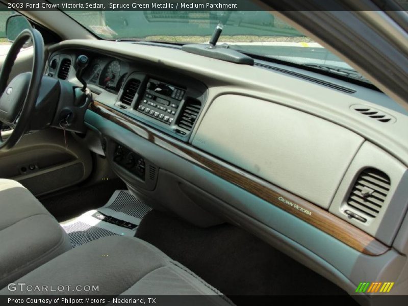 Spruce Green Metallic / Medium Parchment 2003 Ford Crown Victoria Sedan
