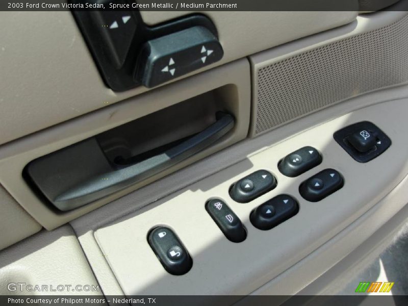 Spruce Green Metallic / Medium Parchment 2003 Ford Crown Victoria Sedan
