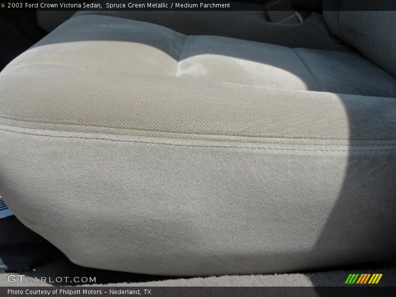 Spruce Green Metallic / Medium Parchment 2003 Ford Crown Victoria Sedan