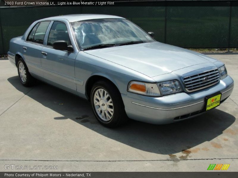 Light Ice Blue Metallic / Light Flint 2003 Ford Crown Victoria LX