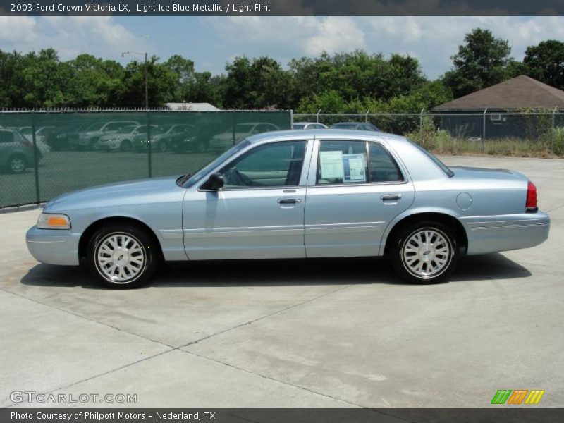 Light Ice Blue Metallic / Light Flint 2003 Ford Crown Victoria LX