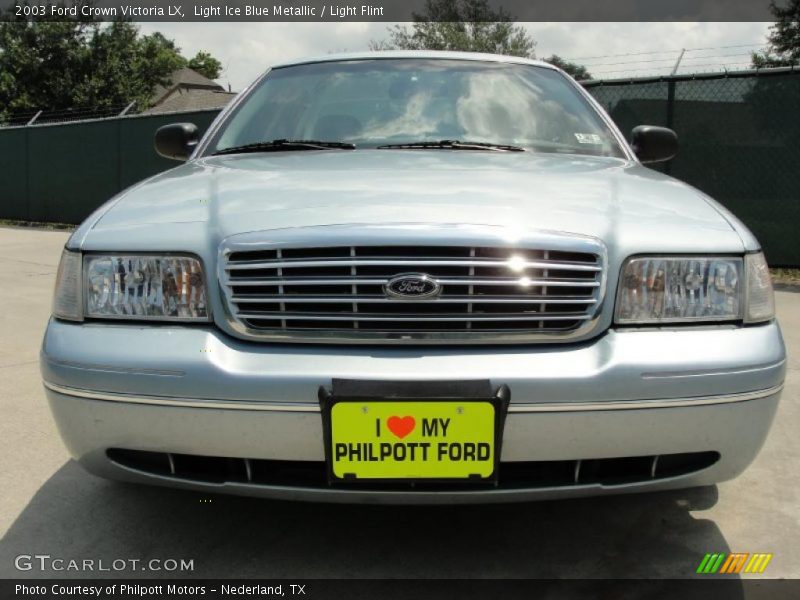 Light Ice Blue Metallic / Light Flint 2003 Ford Crown Victoria LX