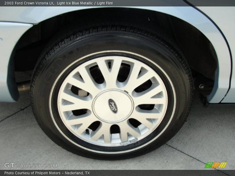 Light Ice Blue Metallic / Light Flint 2003 Ford Crown Victoria LX
